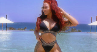 Hayely De Sola Pinto Wearing The Black Mosaic Bikini